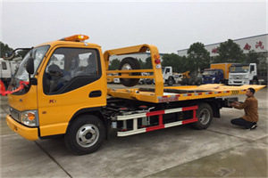 平房哪里有拖车服务