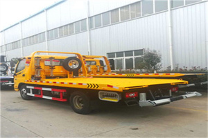 平房附近拖车救援搭电